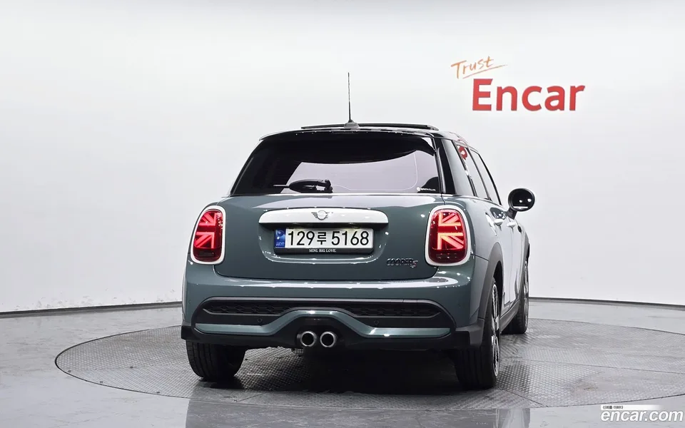 MINI Cooper S 5 2023 — миниатюра 4