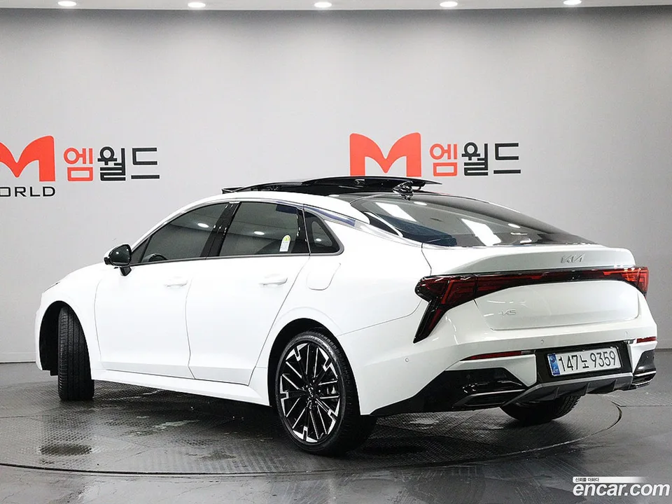 Kia K5 1.6 2025 — thumbnail 4