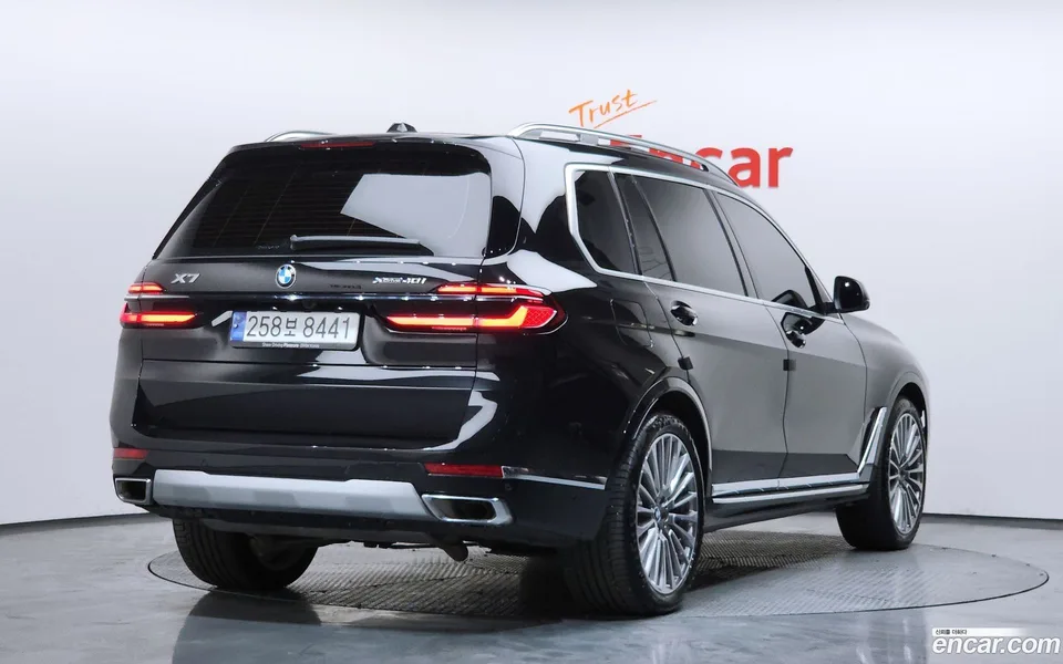 BMW X7 xDrive 40i 6 2024 — миниатюра 2