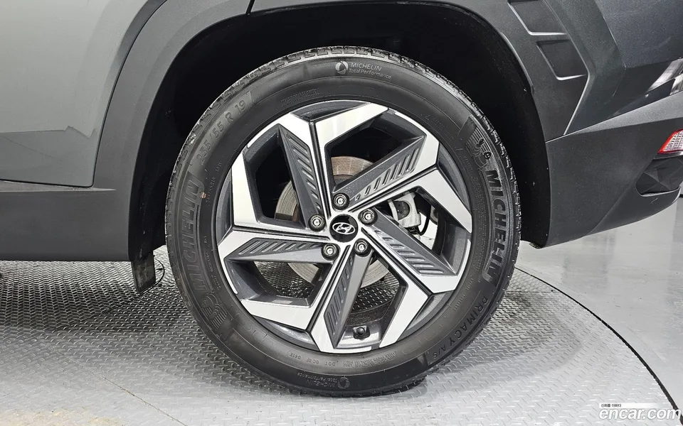 Hyundai Tucson 1.6 2WD 2023 — миниатюра 2