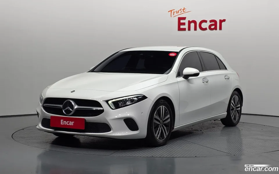 Mercedes-Benz A-Class A220 2022 — фото 1, купить с доставкой в Москву
