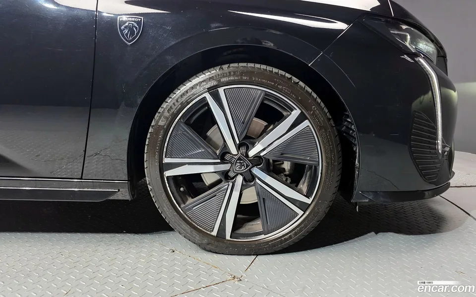Peugeot 308 1.5 BlueHDi GT 2022 — миниатюра 5