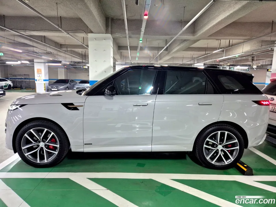 Land Rover Range Rover Sport P400 AB 2024 — миниатюра 5