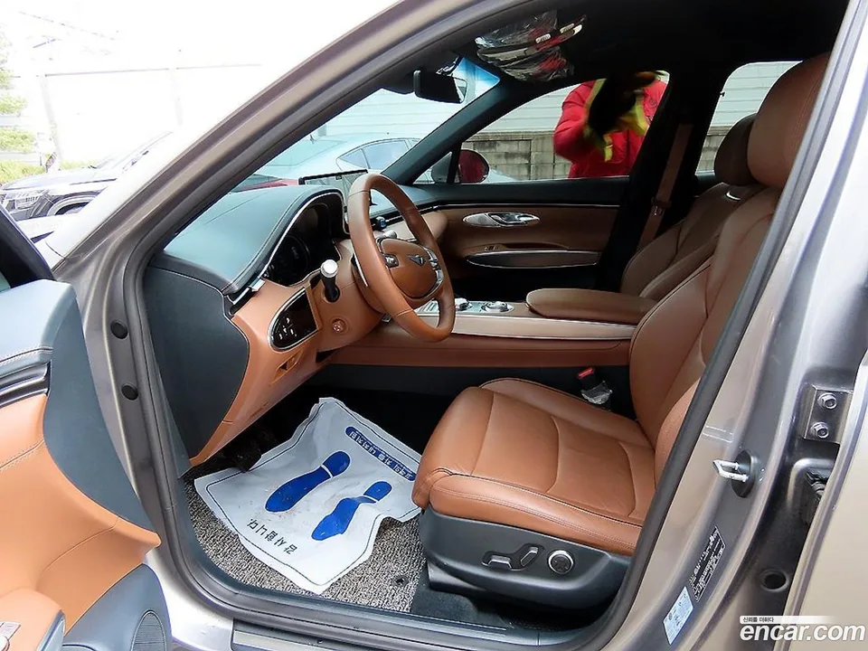 Genesis GV70 2.5T AWD 2022 — миниатюра 2