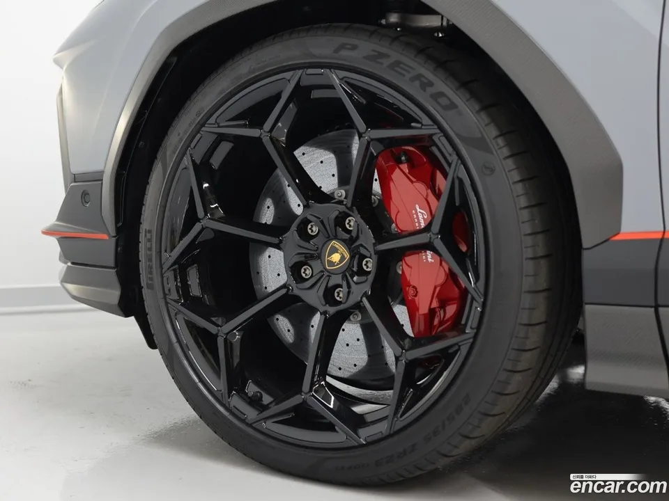 Lamborghini Urus 4.0 V8 2023 — миниатюра 5