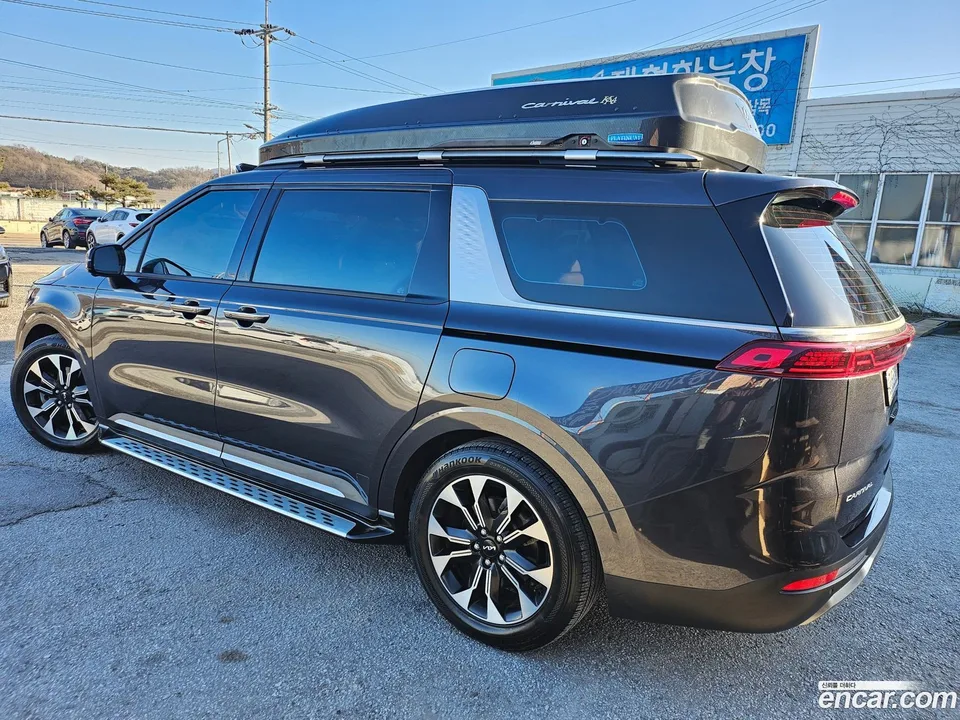 Kia Carnival 9 2022 — миниатюра 2