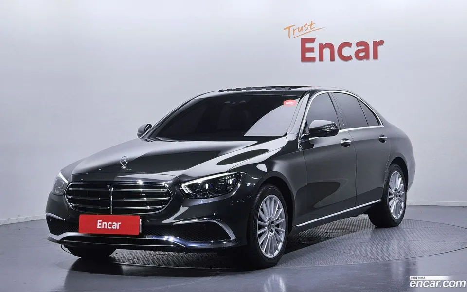 Mercedes-Benz E-Class E250 2022 — фото 1, купить с доставкой в Москву