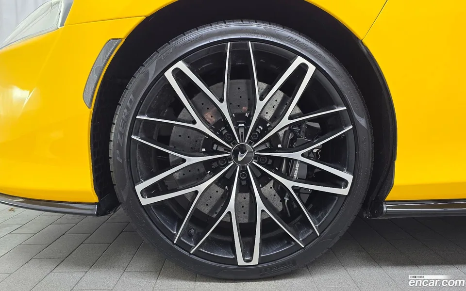 McLaren GT 4.0 2022 — миниатюра 5