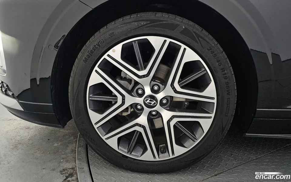 Hyundai Grandeur Hybrid 2024 — миниатюра 2