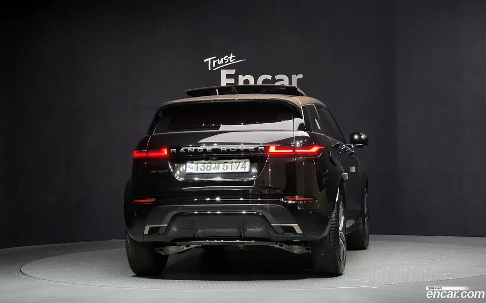 Land Rover Range Rover Evoque P250 SE 2024 — миниатюра 4