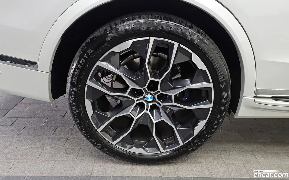 BMW X7 xDrive 40d M 7 2024 — миниатюра 2