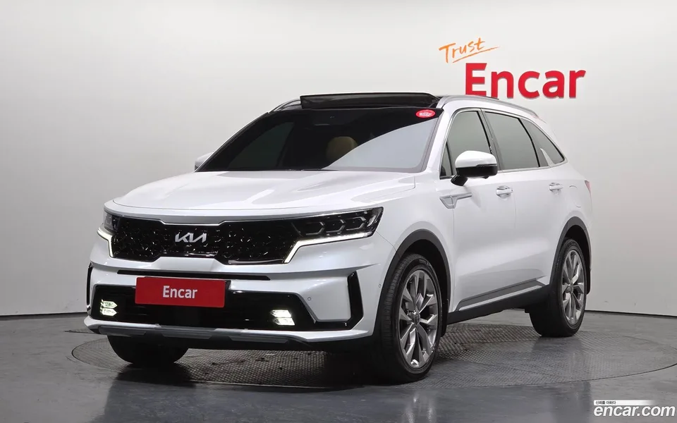 Kia Sorento 2.5T 2WD 2022 — фото 1, купить с доставкой в Москву