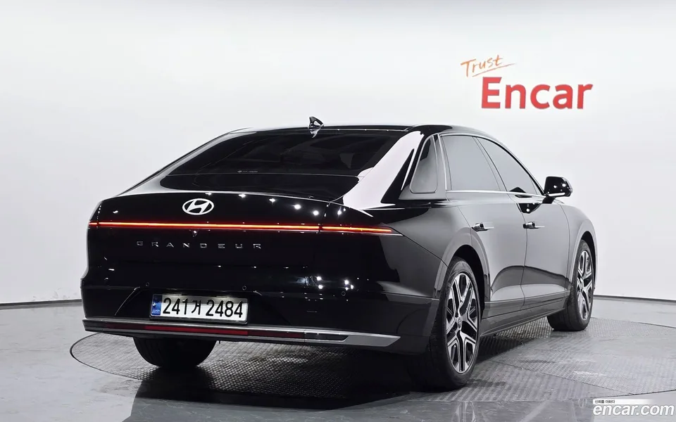 Hyundai Grandeur Hybrid 2025 — миниатюра 2