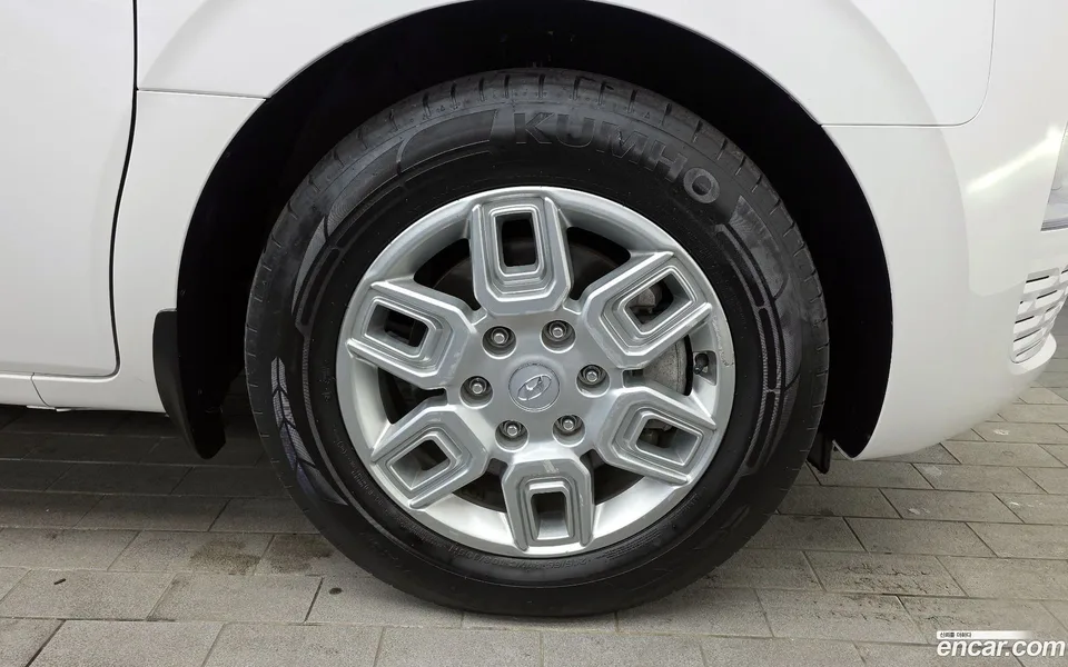 Hyundai Staria 3 2023 — миниатюра 5