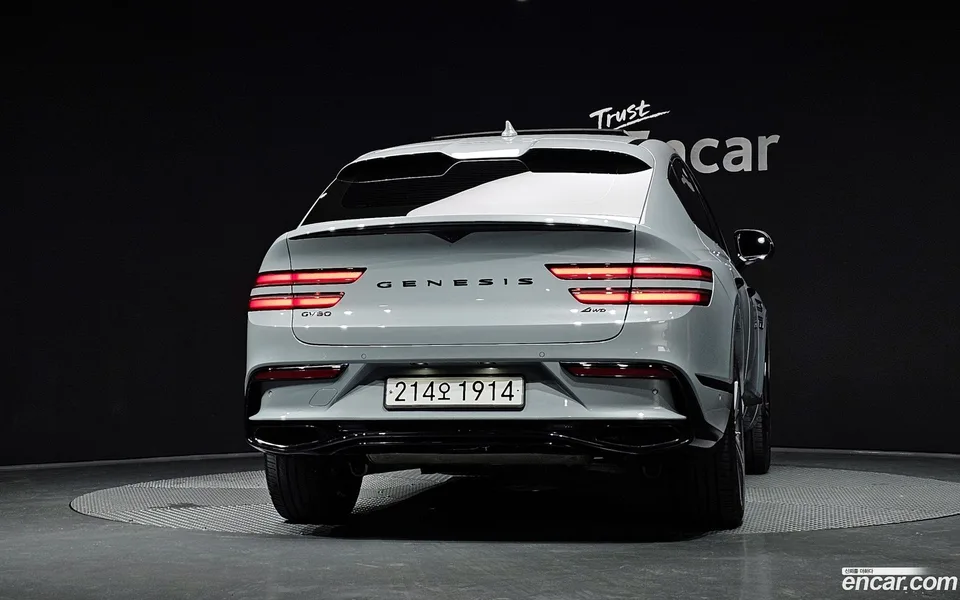 Genesis GV80 Coupe 2.5T AWD 2023 — миниатюра 4