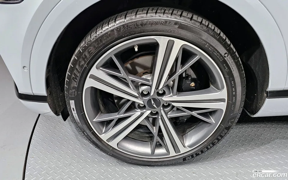 Genesis GV80 Coupe 2.5T AWD 2023 — миниатюра 5