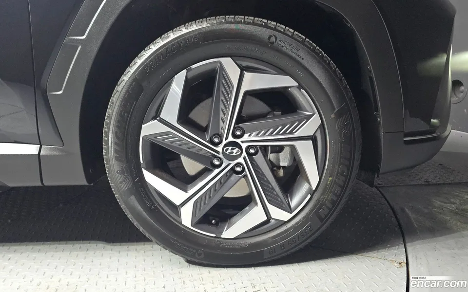 Hyundai Tucson 1.6 2WD 2022 — миниатюра 2