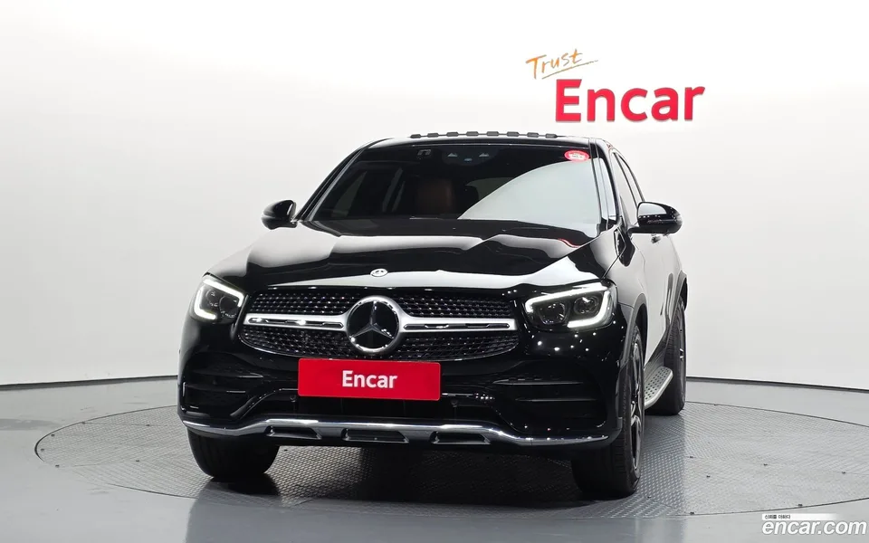 Mercedes-Benz GLC-Class GLC300 4MATIC 2023 — миниатюра 3