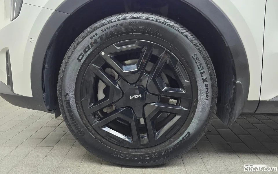 Kia Sorento HEV 1.6 4WD 2023 — миниатюра 2