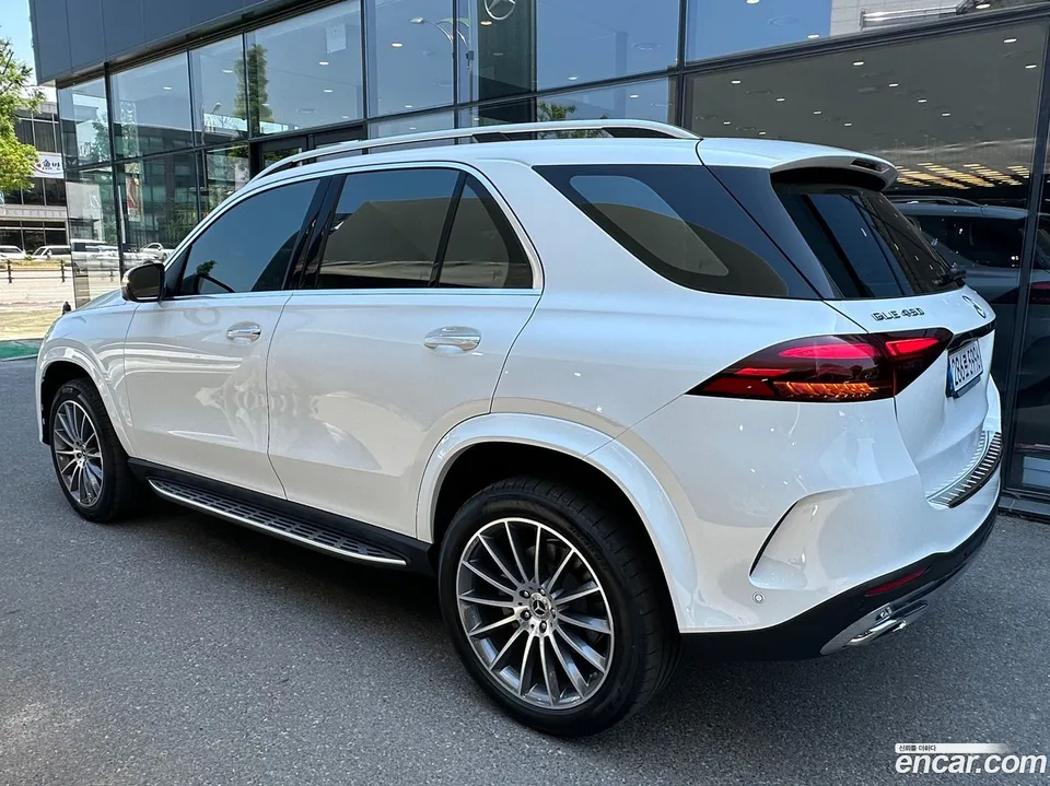 Mercedes-Benz GLE-Class GLE450 4MATIC 2025 — миниатюра 2