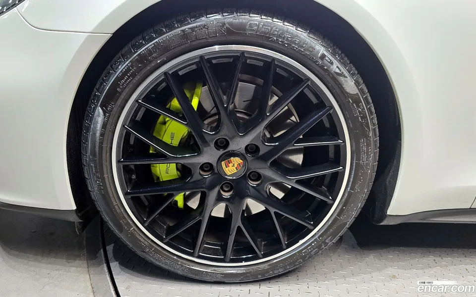 Porsche Panamera (971) 2.9 AWD E- 2022 — миниатюра 2