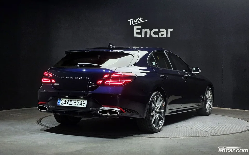 Genesis G70 Shooting Brake 2.5T 4WD 2024 — миниатюра 2
