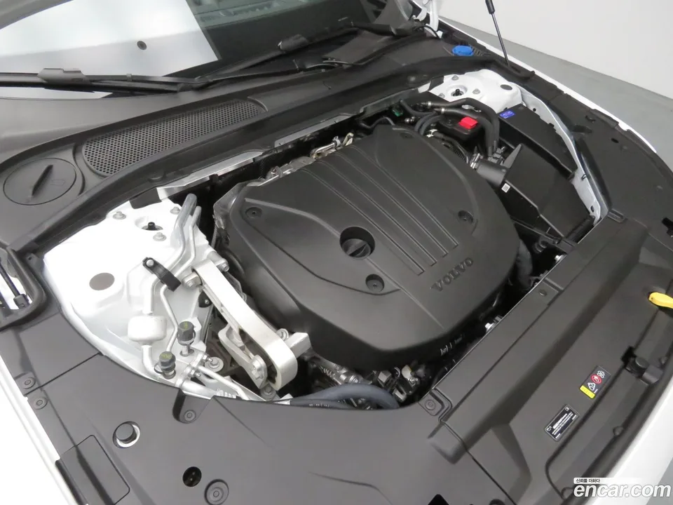 Volvo S90 B5 2025 — миниатюра 5