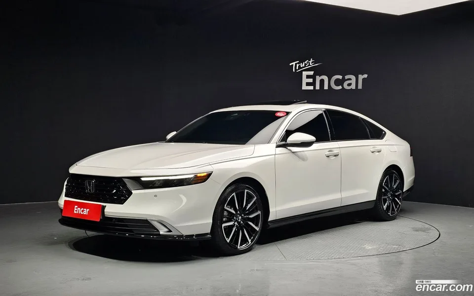 Honda Accord 2.0 2025 — фото 1, купить с доставкой в Москву