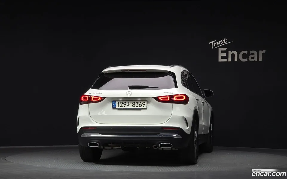 Mercedes-Benz GLA-Class GLA250 4MATIC 2022 — миниатюра 4