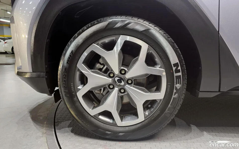 KG Mobility Torres 1.5 4WD 2023 — thumbnail 2