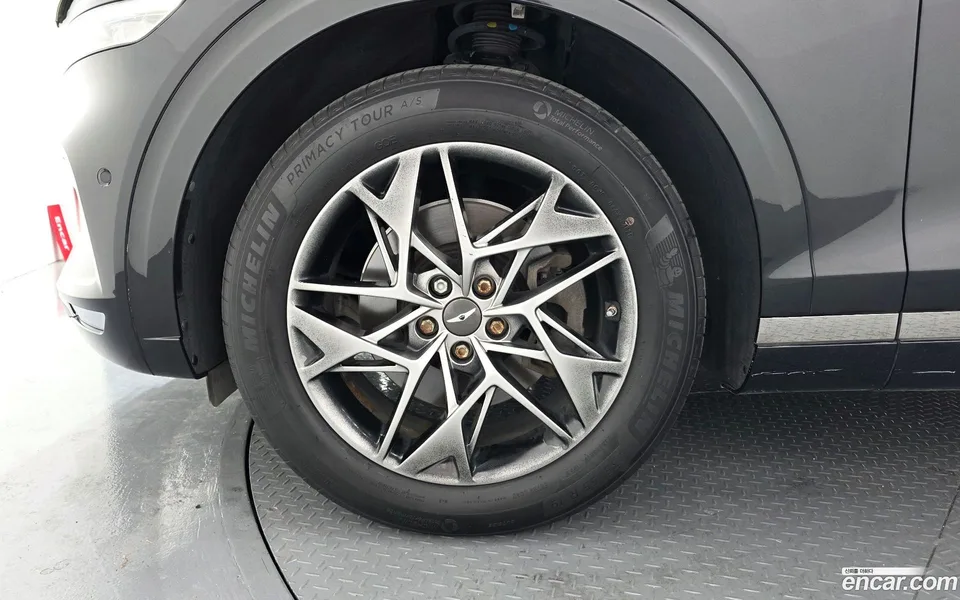 Genesis GV70 2.5T 2WD 2022 — миниатюра 2