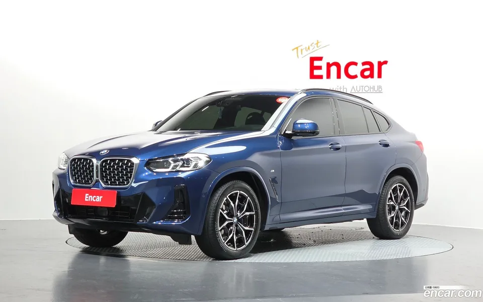 BMW X4 xDrive20i M 2024 — фото 1, купить с доставкой в Москву