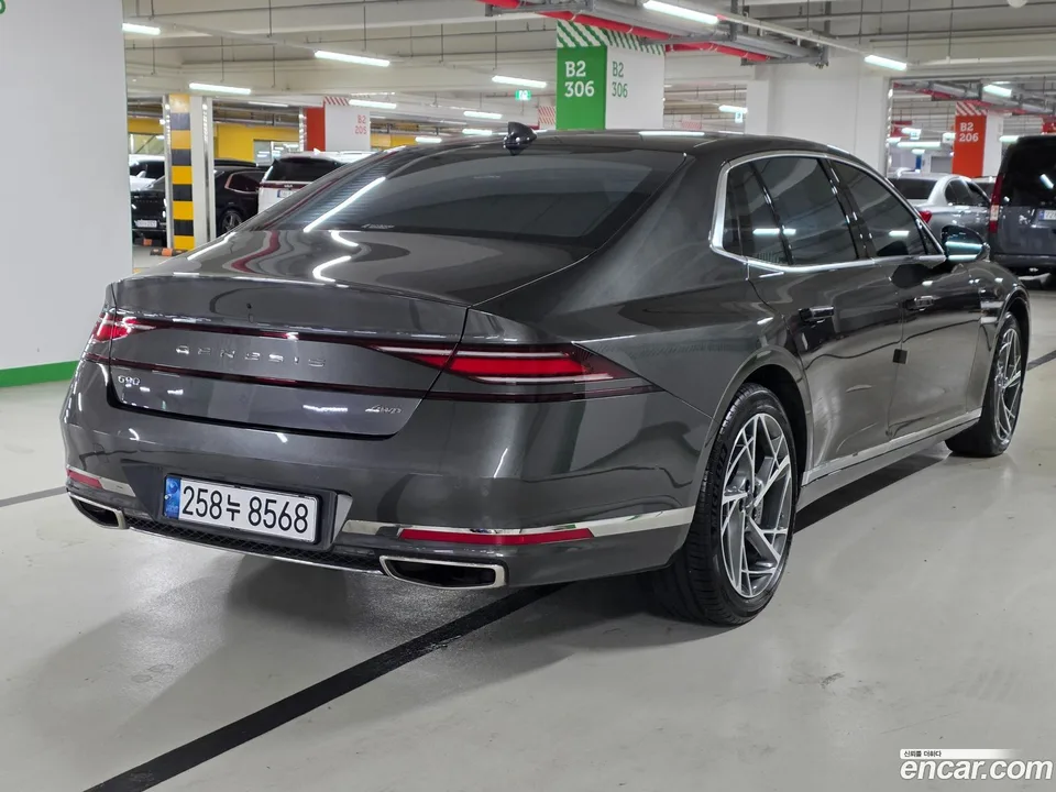 Genesis G90 3.5 2WD 2023 — миниатюра 3
