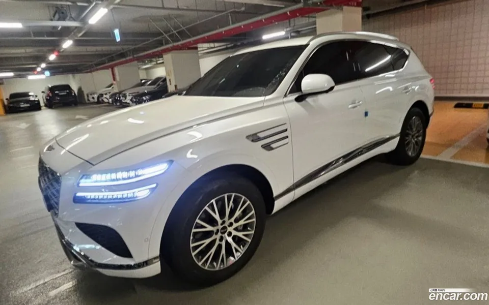 Genesis GV80 2.5T AWD 2024 — фото 1, купить с доставкой в Москву