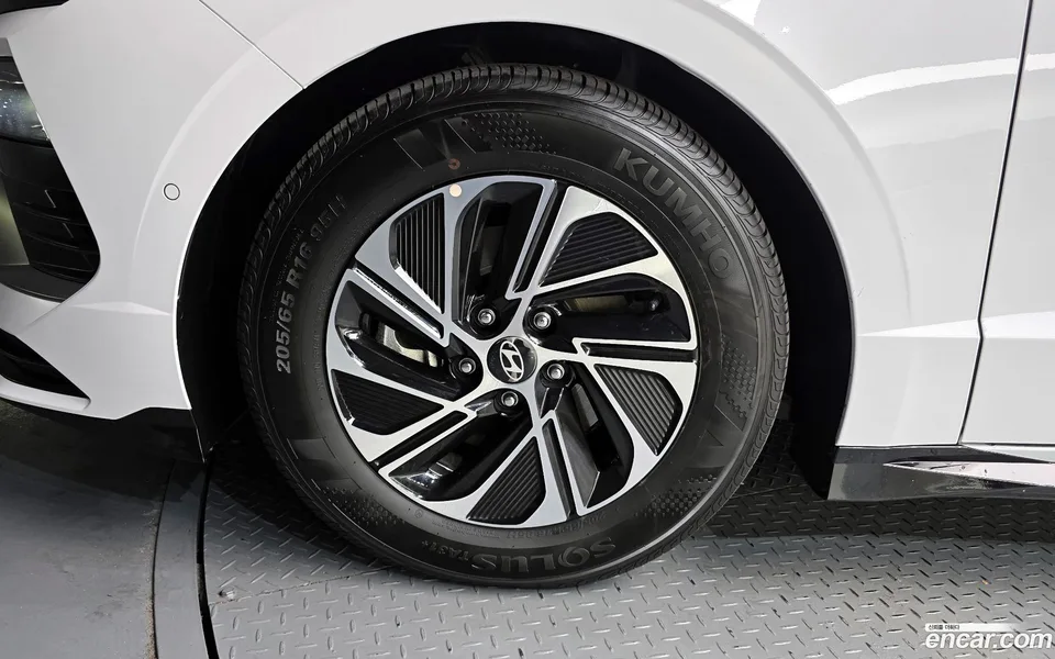 Hyundai Sonata The Edge Hybrid 2025 — миниатюра 2