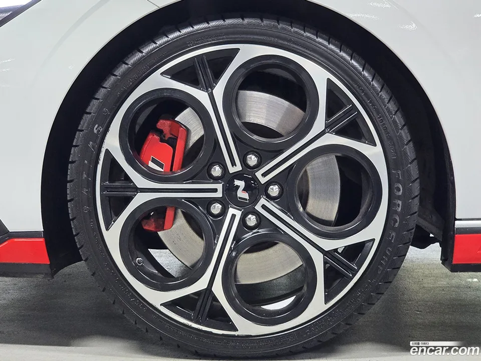 Hyundai Avante CN7 2.0 N 2023 — миниатюра 2