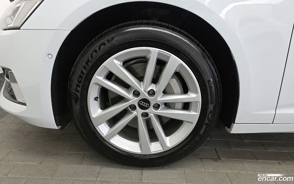 Audi A6 45 TFSI 2023 — миниатюра 5