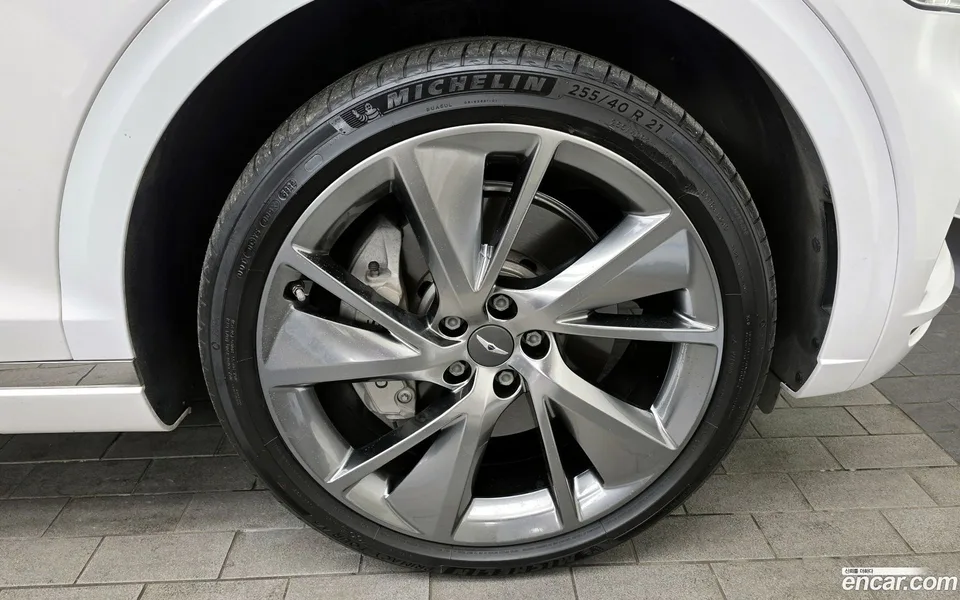 Genesis GV70 2.5T AWD 2022 — миниатюра 2
