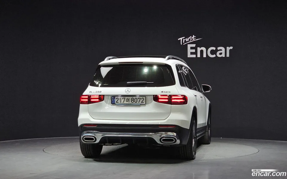 Mercedes-Benz GLB-Class GLB250 4MATIC 2024 — миниатюра 4