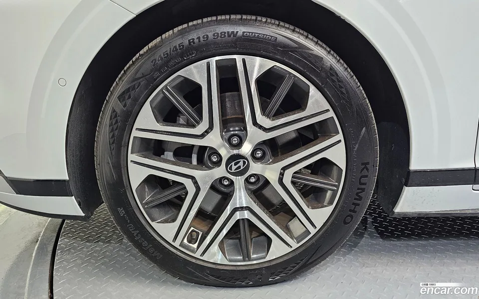 Hyundai Grandeur 3.5 LPG 2WD 2023 — миниатюра 5