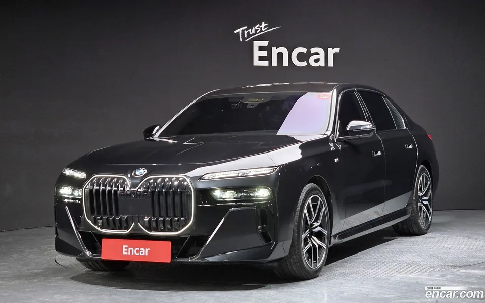 BMW 7 Series 740d xDrive M 2025 — фото 1, купить с доставкой в Москву