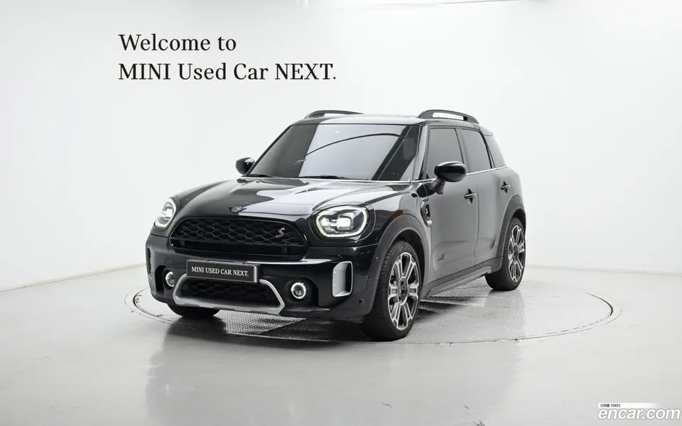 MINI Cooper S Countryman ALL4 2022 — фото 1, купить с доставкой в Москву
