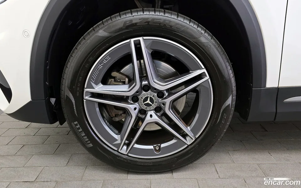 Mercedes-Benz GLA-Class GLA250 4MATIC 2022 — миниатюра 2