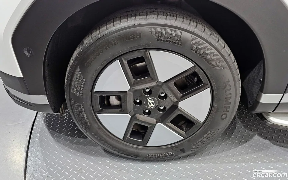 Hyundai SantaFe HEV 1.6 2WD 2024 — миниатюра 2
