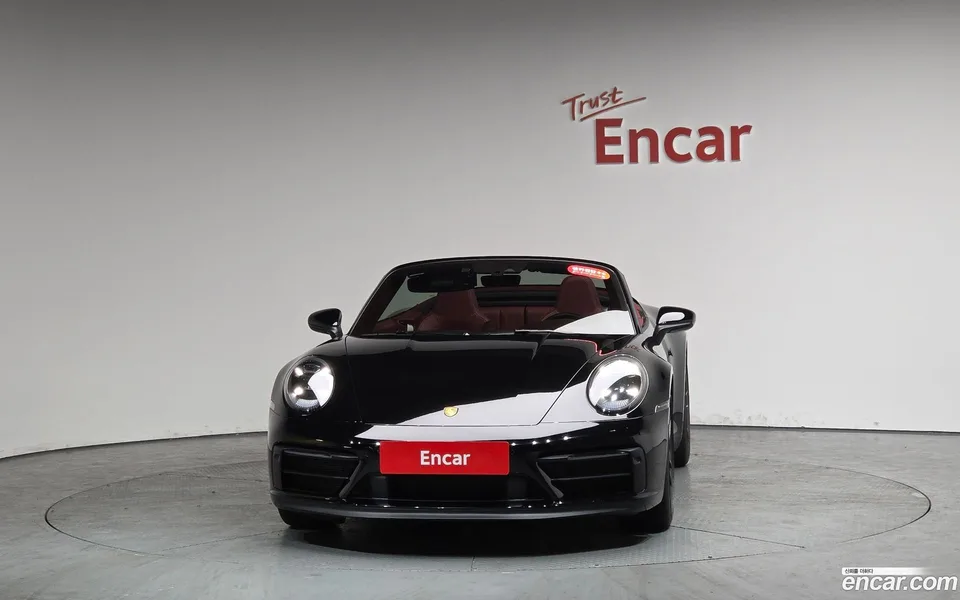 Porsche 911 (992) 4 GTS 2022 — миниатюра 3