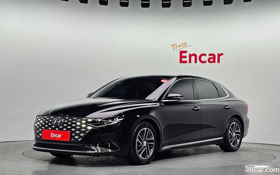 Hyundai Grandeur IG 2.5 2022 — фото 1, купить с доставкой в Москву