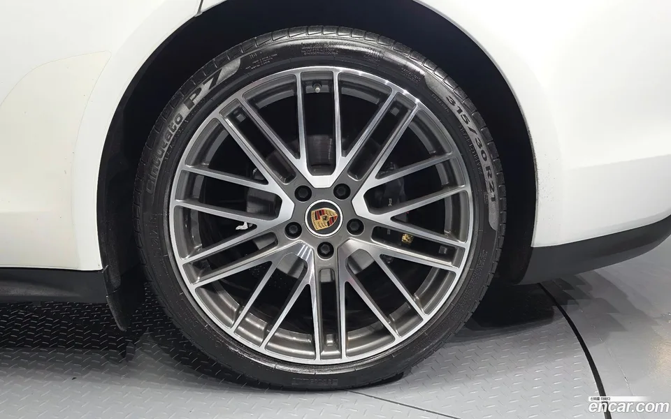 Porsche Panamera (971) 2.9 AWD 2022 — миниатюра 2