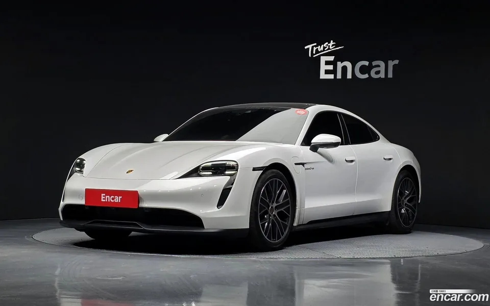 Porsche Taycan 2023 — фото 1, купить с доставкой в Москву