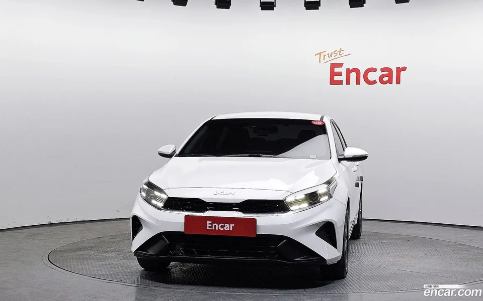 Kia K3 1.6 2024 — thumbnail 3