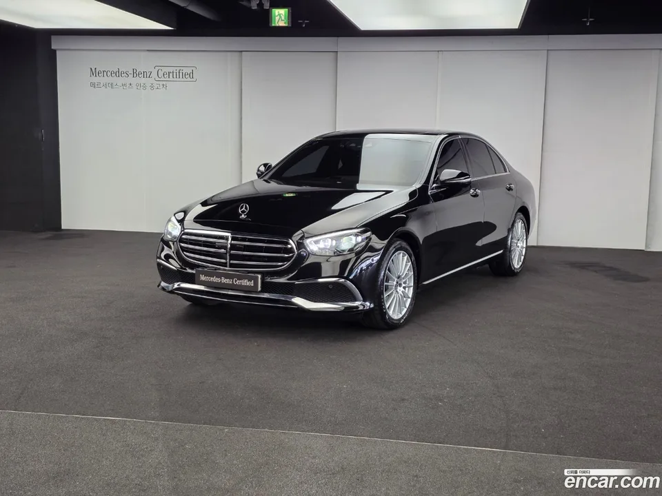 Mercedes-Benz E-Class E250 2022 — фото 1, купить с доставкой в Москву